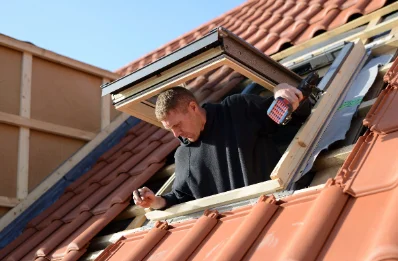 Pose de fenêtres de toit Velux à Roiffieux